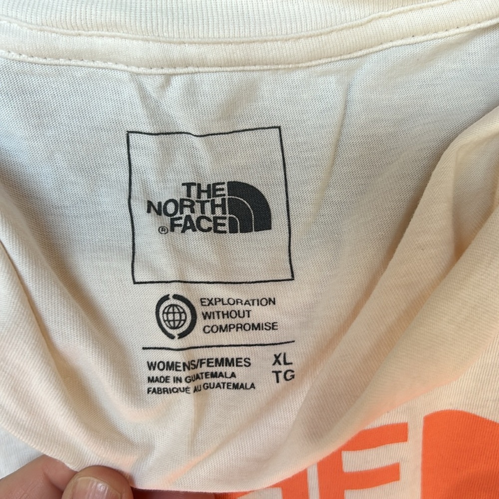 Women’s North Face T-shirt - Picture 2 of 3